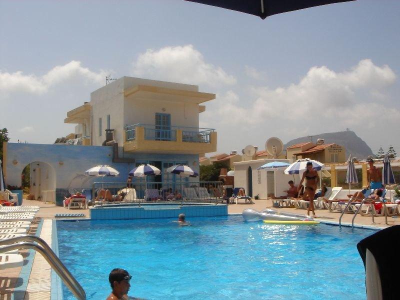 Kasapakis Hotel&Apartments Hersonissos  Bagian luar foto