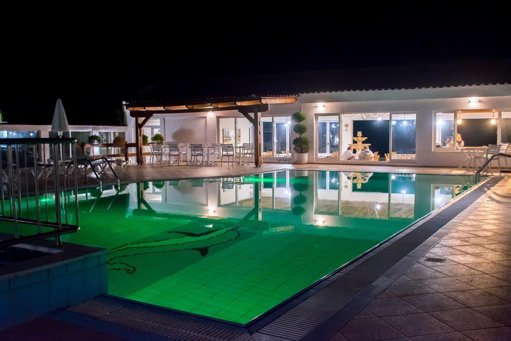 Kasapakis Hotel&Apartments Hersonissos  Bagian luar foto
