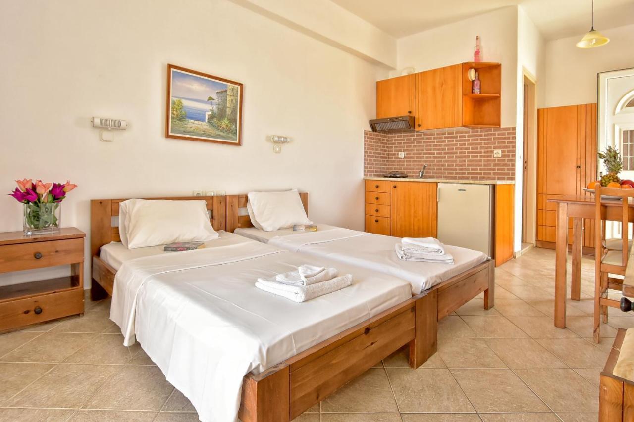 Kasapakis Hotel&Apartments Hersonissos  Bagian luar foto